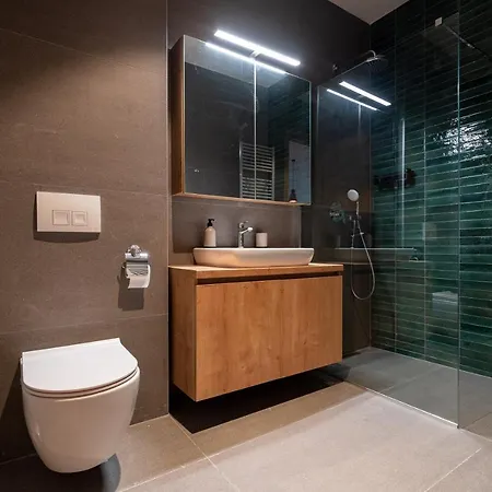 Wellness Nomad 4* Белашница