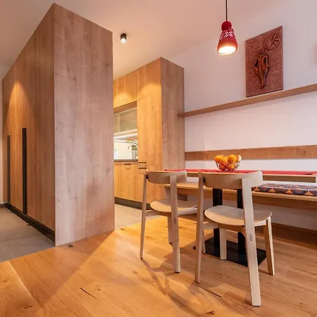 Wellness Nomad 4* Белашница